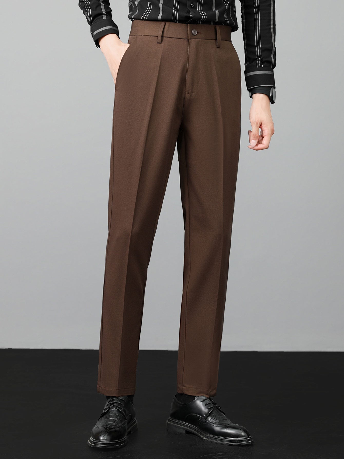 Contrast Waffle Zipper Knit Polo & Slim Fit Tapered Trousers