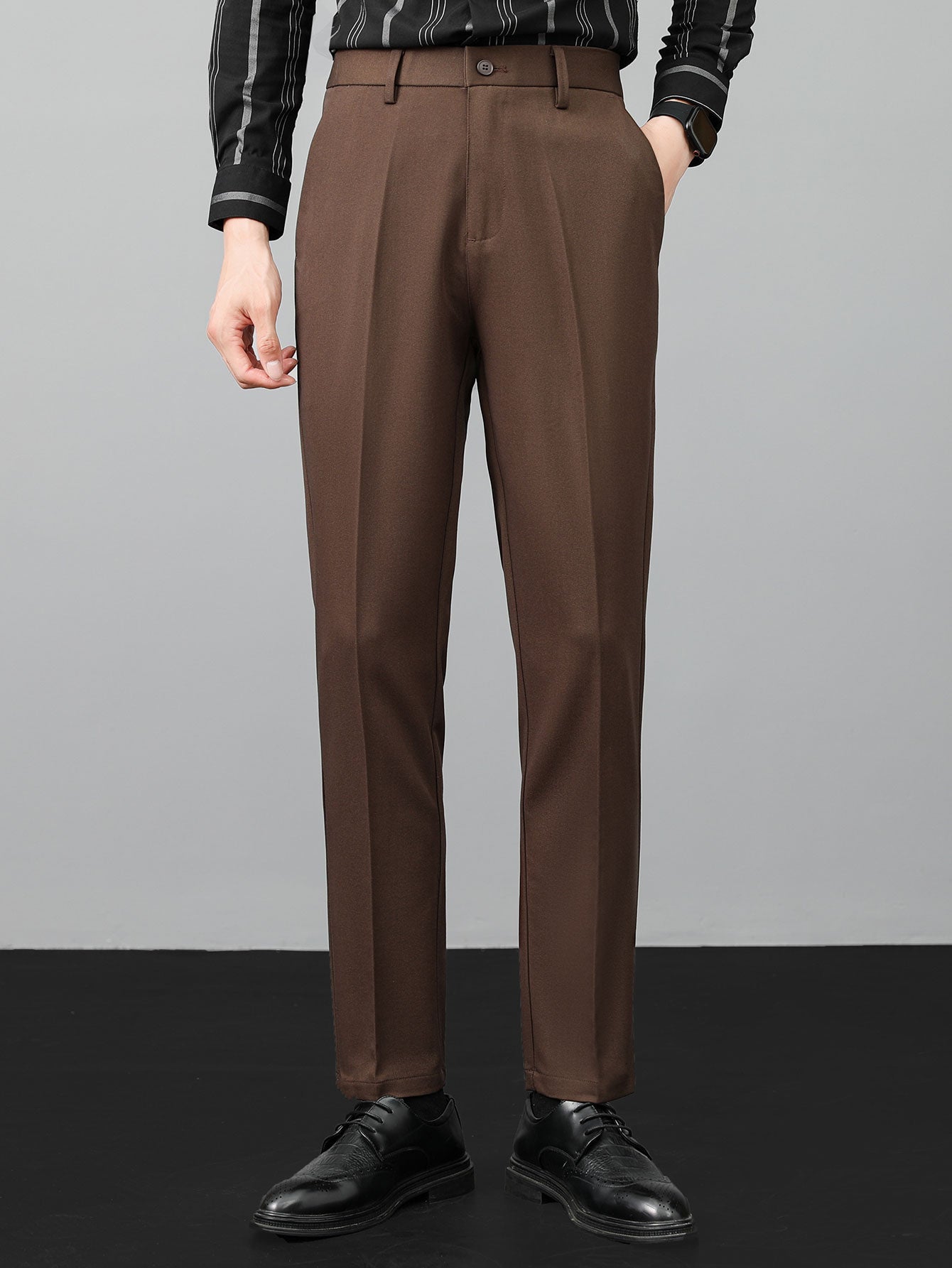Contrast Waffle Zipper Knit Polo & Slim Fit Tapered Trousers