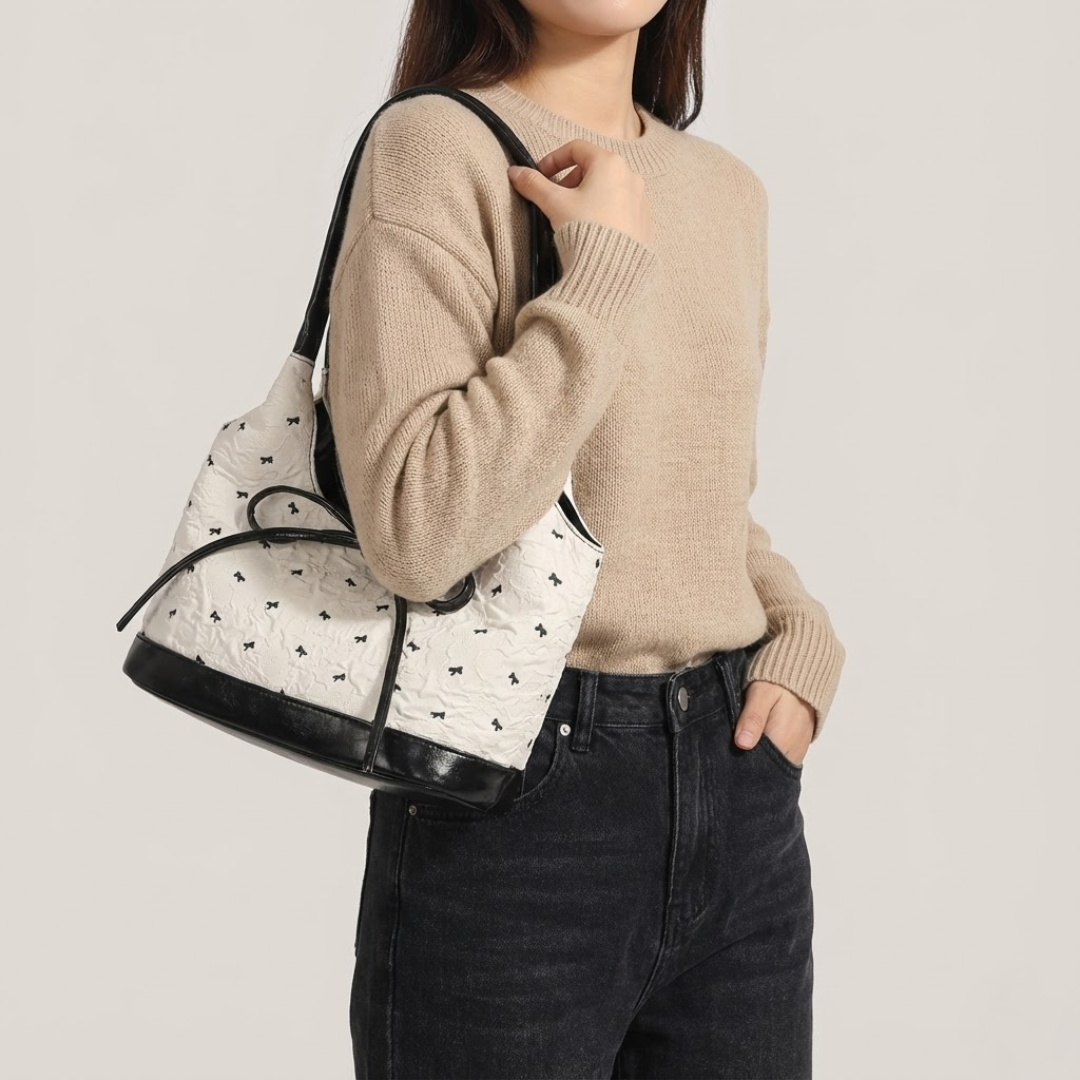 Lola Tote