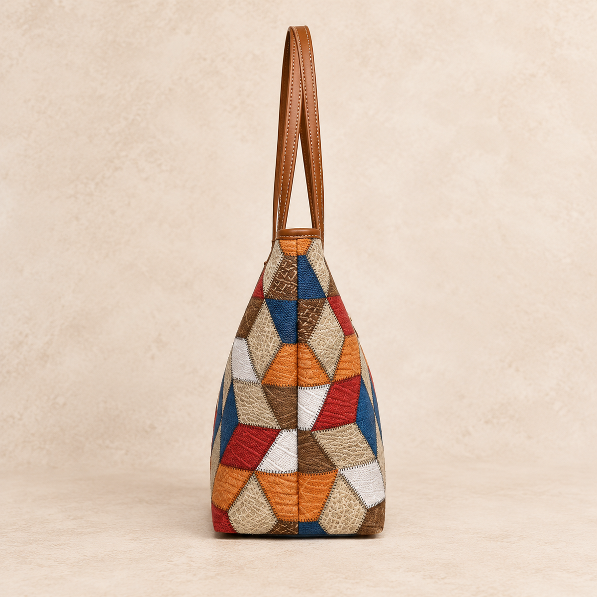 Carina | Spacious Everyday Bag