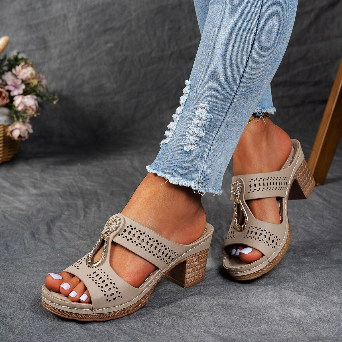 Lidia | Low Heel Comfort Sandal