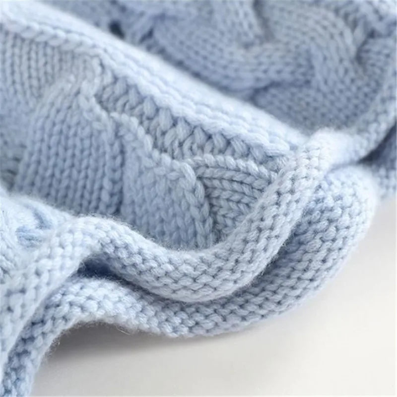 Ruby | Cable Knit Turtleneck