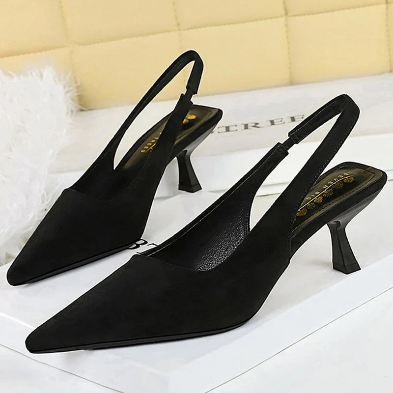 Bruna | Classic Pointed Toe Heel