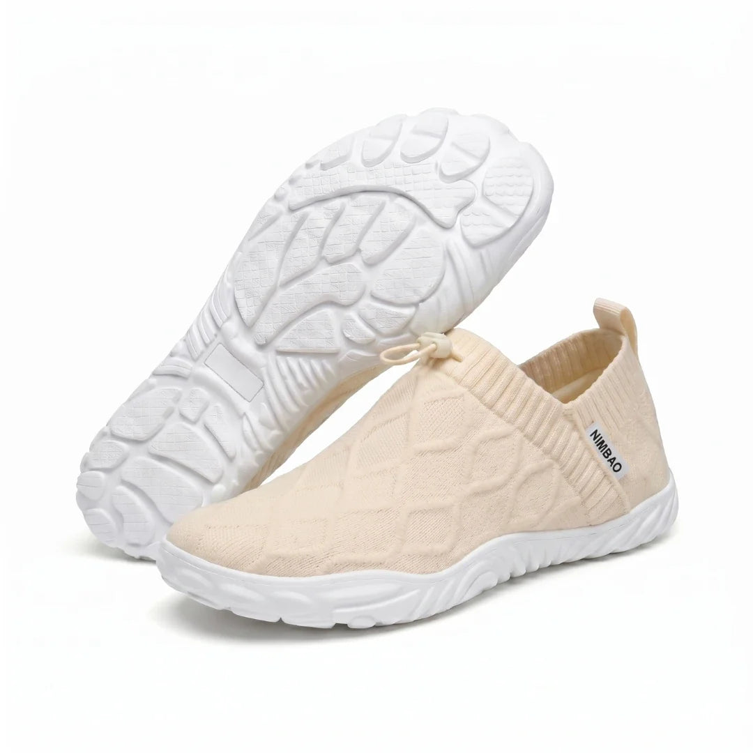 Anne | Wide Toe Walking Shoes