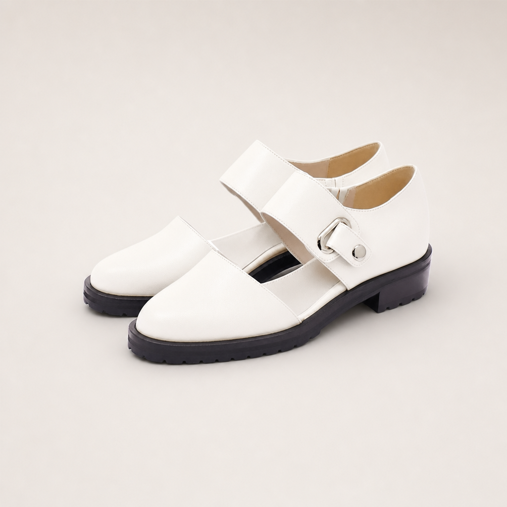 Evelyn | Mary Jane Flat