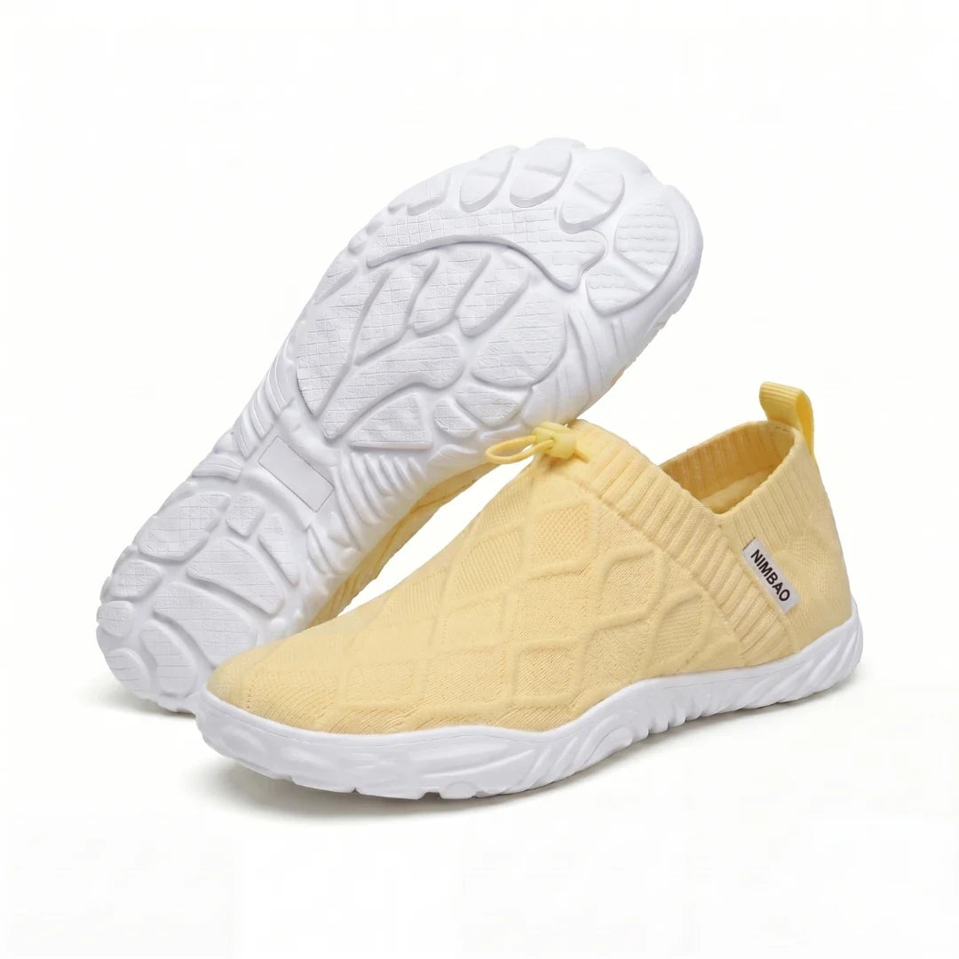 Anne | Wide Toe Walking Shoes