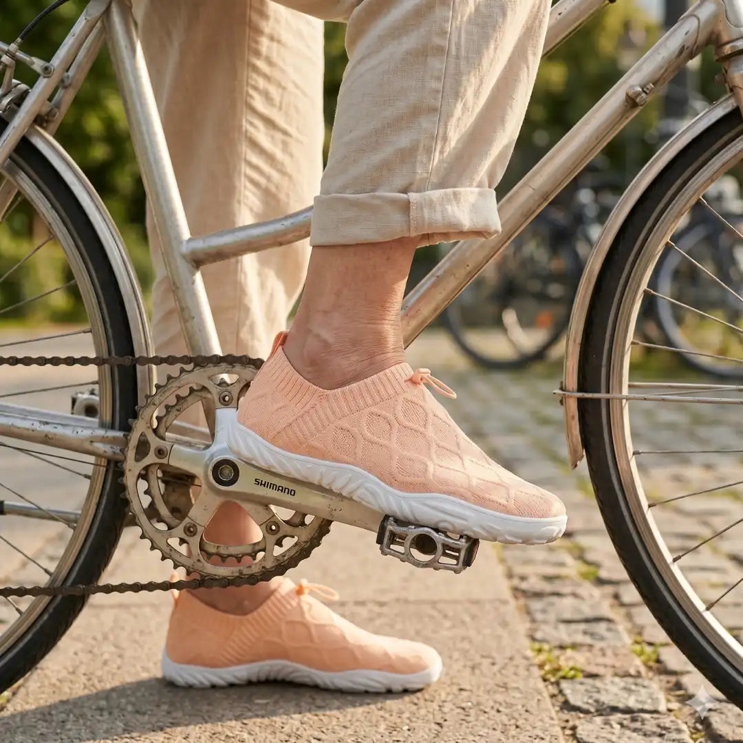 Anne | Wide Toe Walking Shoes